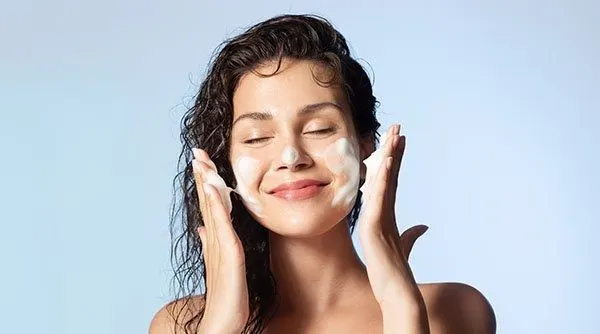 Top 10 Face Wash Companies in India Top 10 Face Wash Companies in India